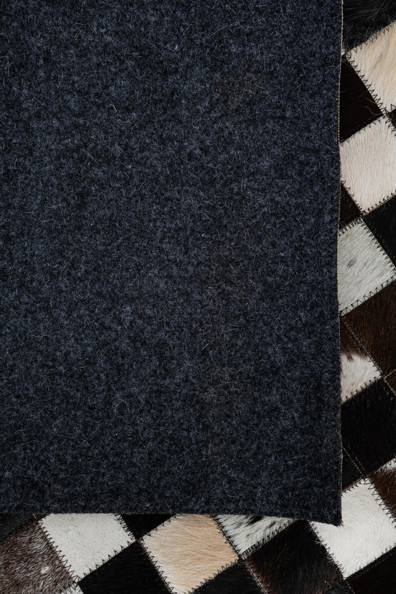 5' 1 x 8' Cowhide Leather Rug