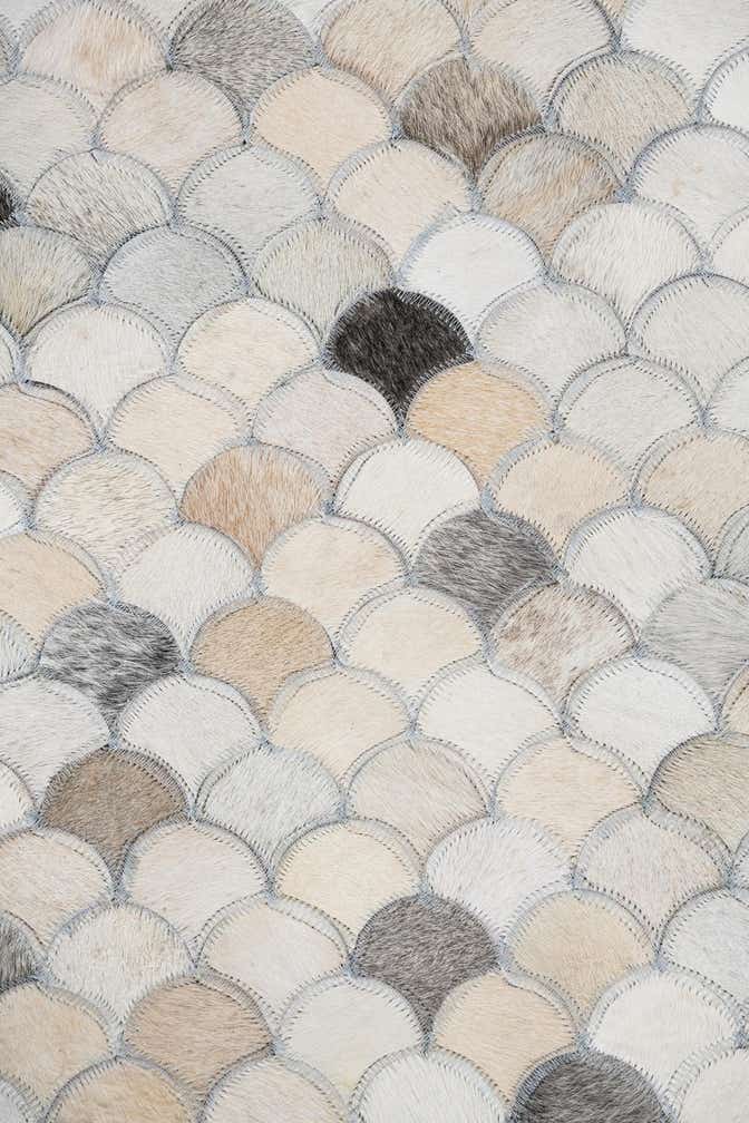 5' x 8' Cowhide Leather Rug