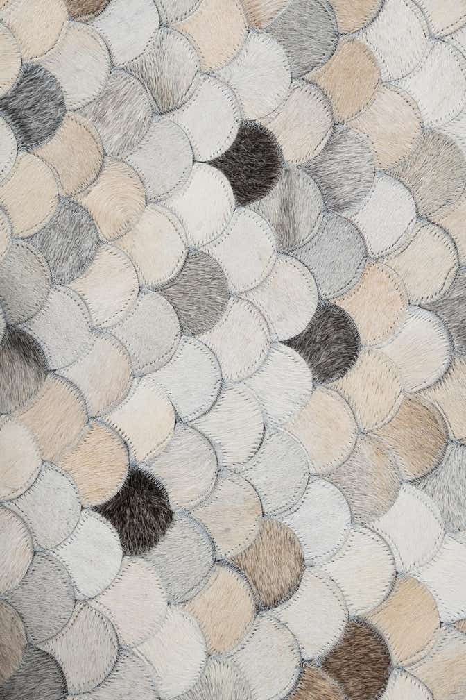 5' 2 x 8' Cowhide Leather Rug