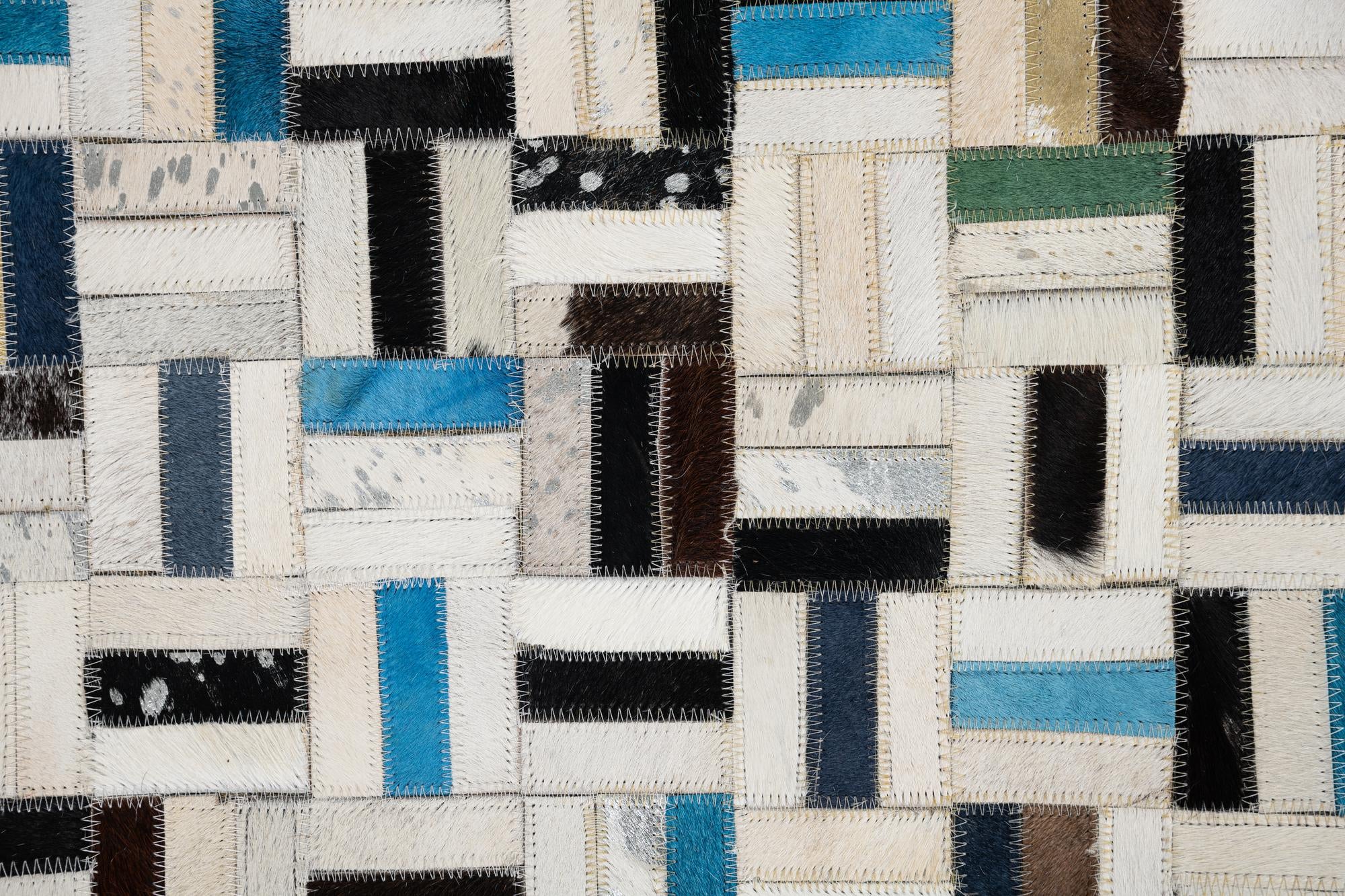 5' x 8' Cowhide Leather Rug