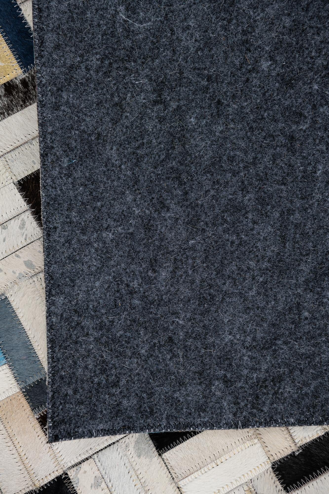 5' x 8' Cowhide Leather Rug