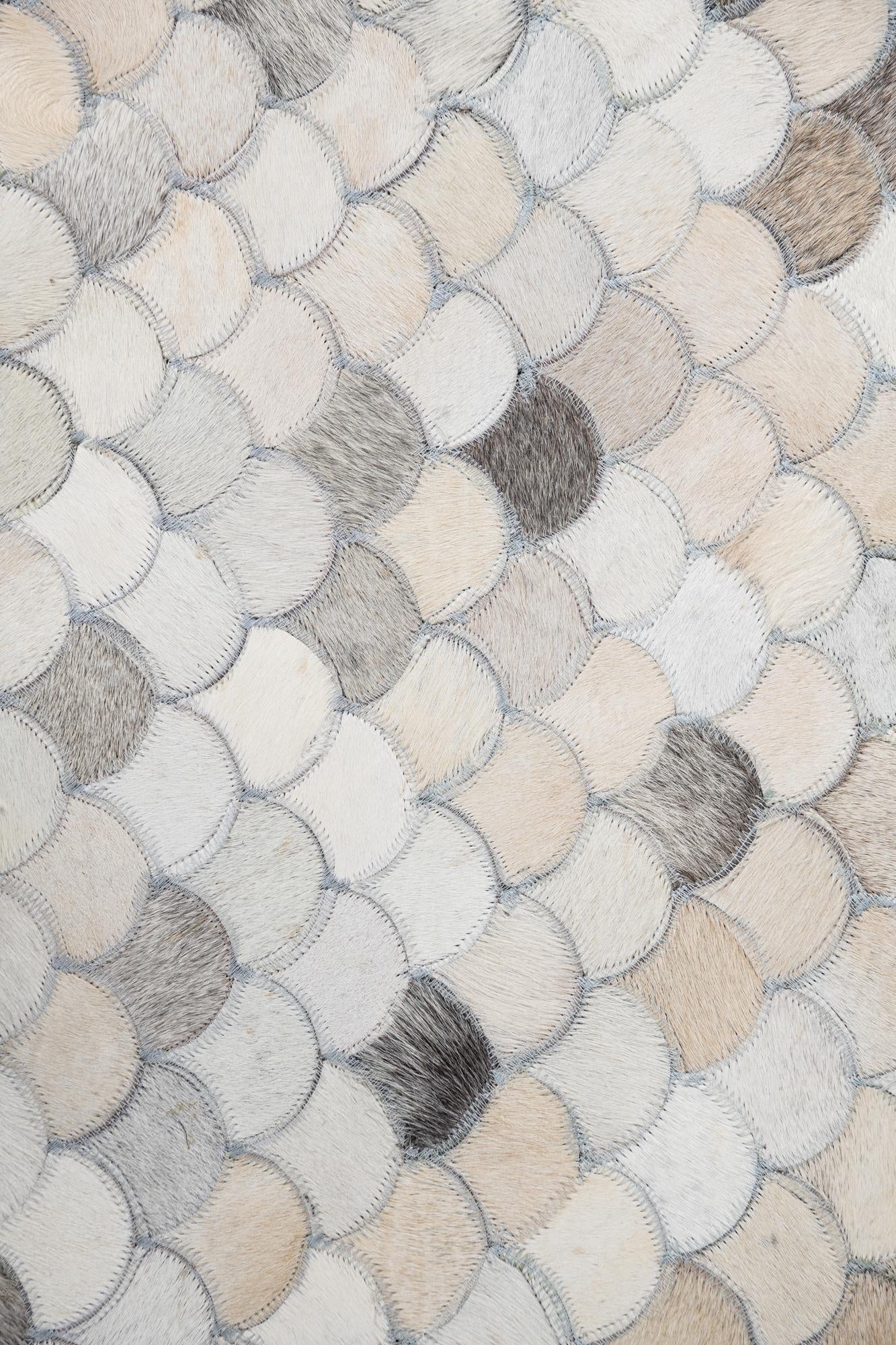 5' x 8' Cowhide Leather Rug