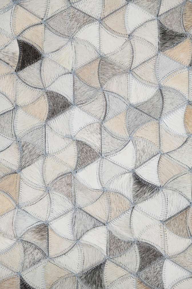 5' 1 x 7' 10 Cowhide Leather Rug