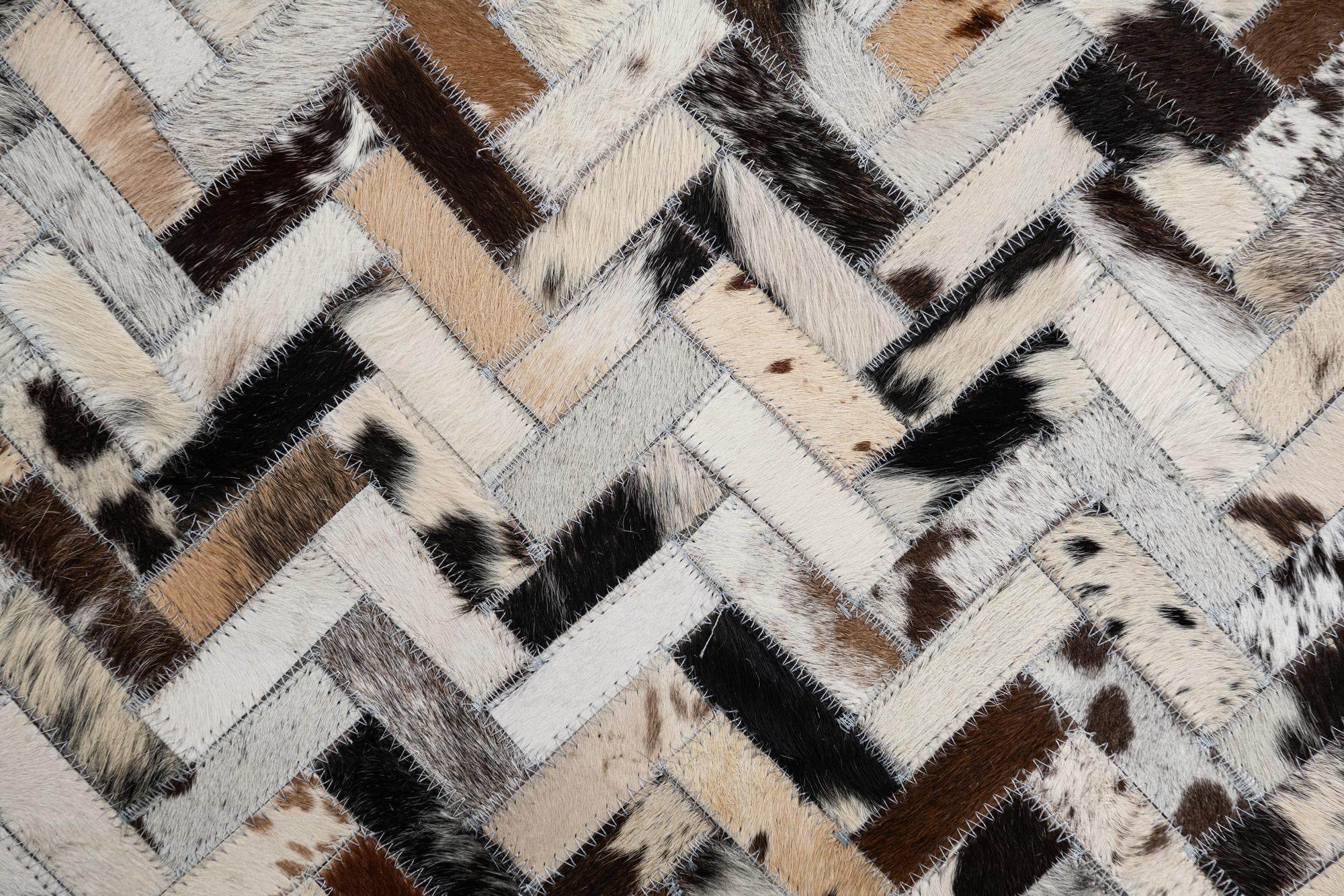 5' x 7' 10 Cowhide Leather Rug
