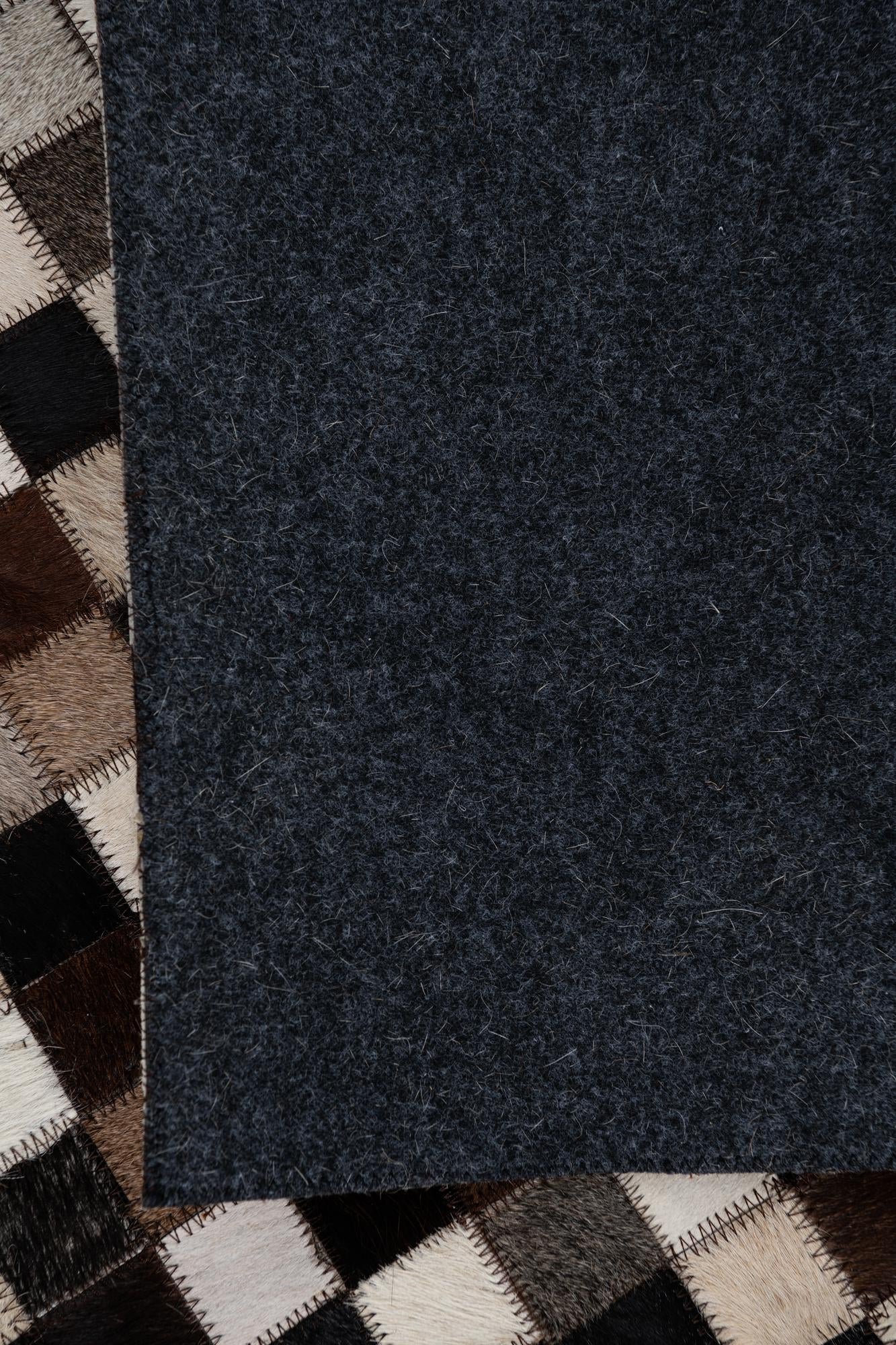 5' x 8' Cowhide Leather Rug