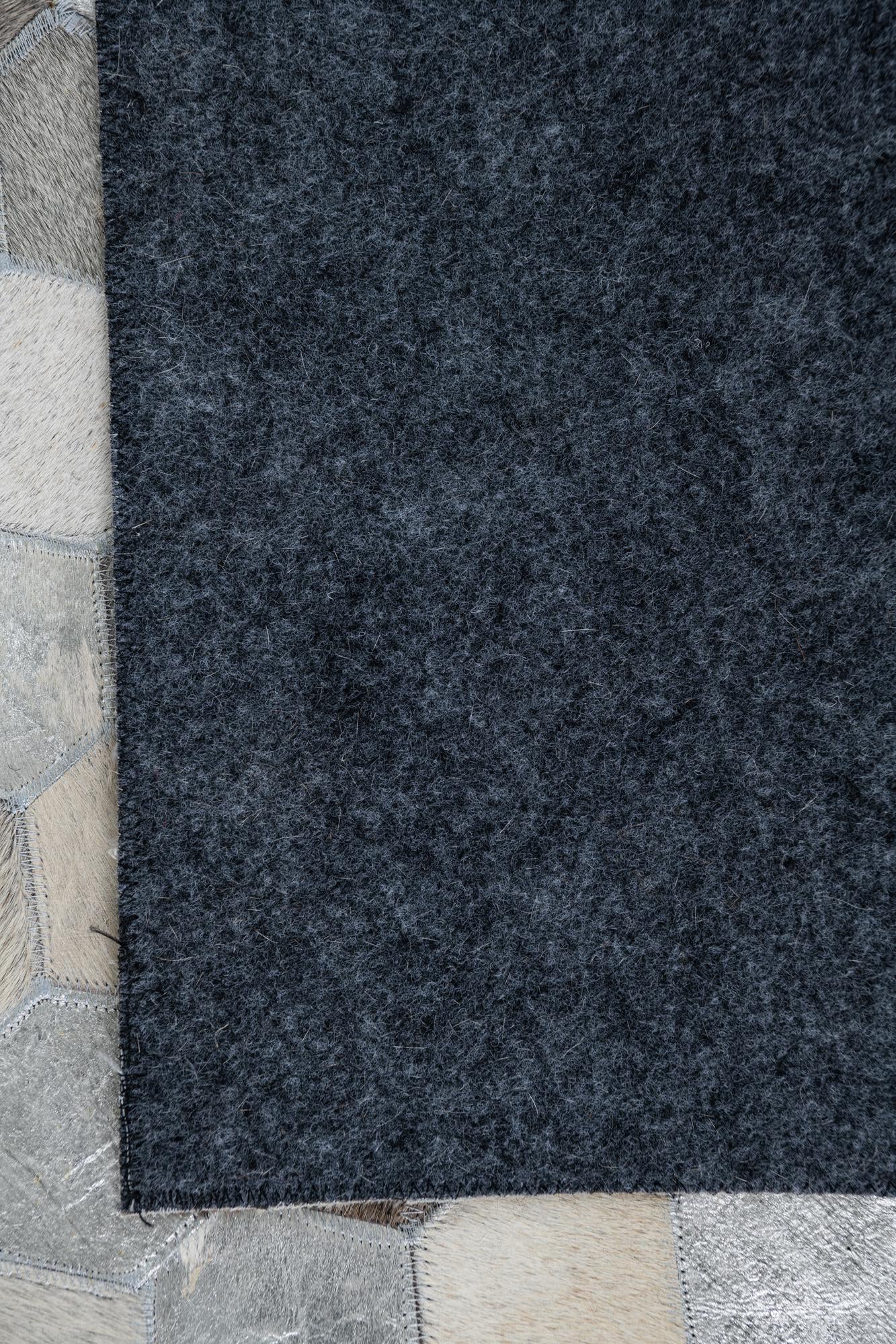 5' x 8' Cowhide Leather Rug