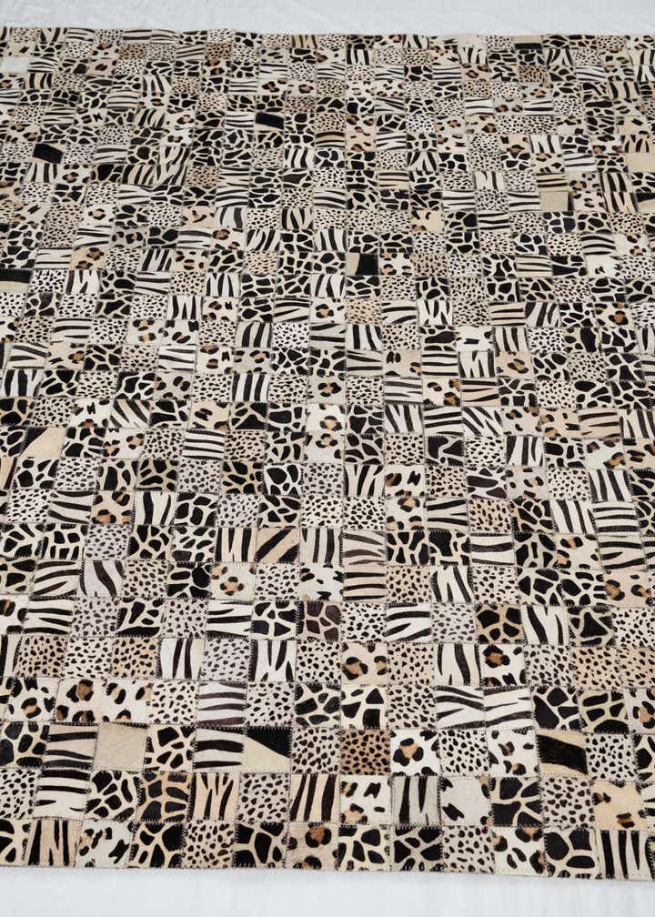 5' 1 x 8' Cowhide Leather Rug