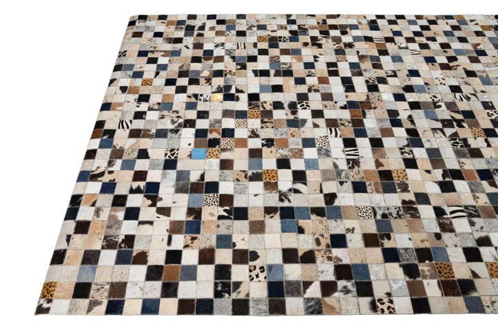 5' x 8' Cowhide Leather Rug