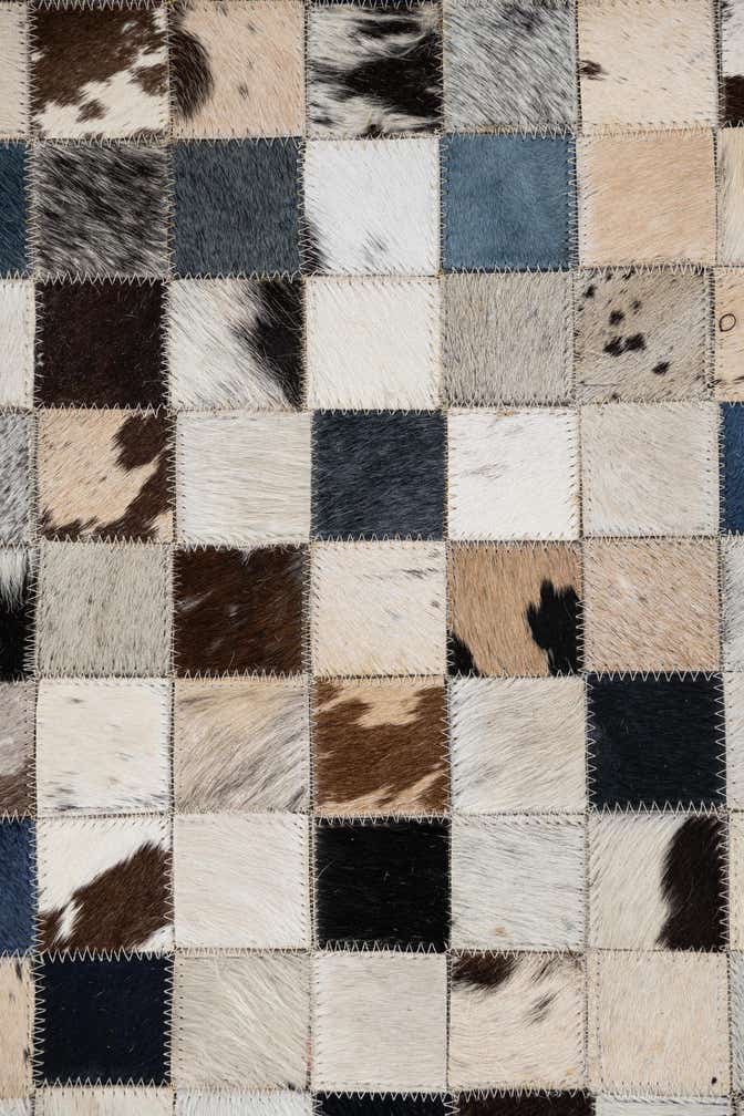 5' x 8' Cowhide Leather Rug