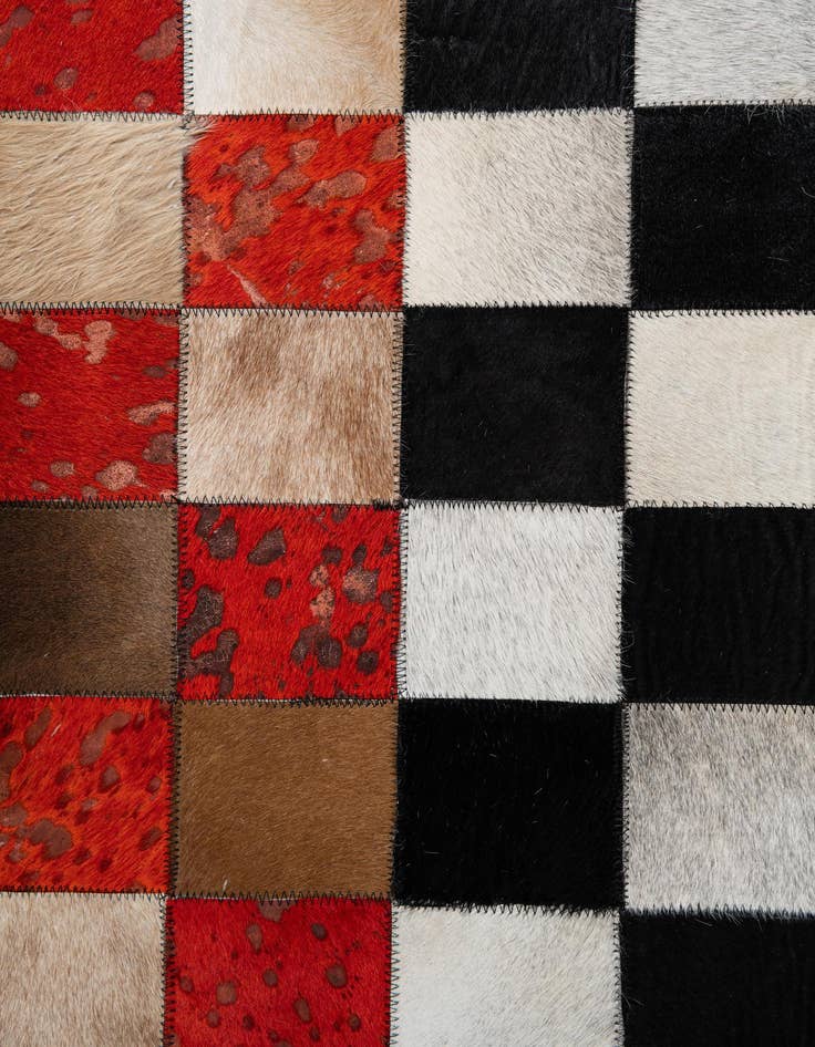 Detail image of 5' x 7' 9 Cowhide Leather Rug