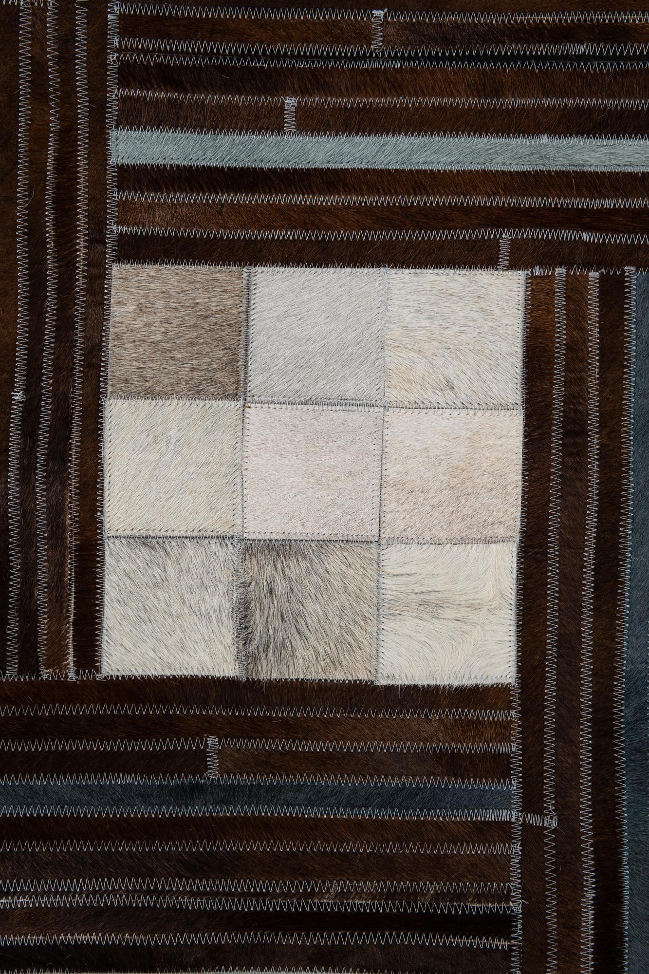 5' x 7' 10 Cowhide Leather Rug
