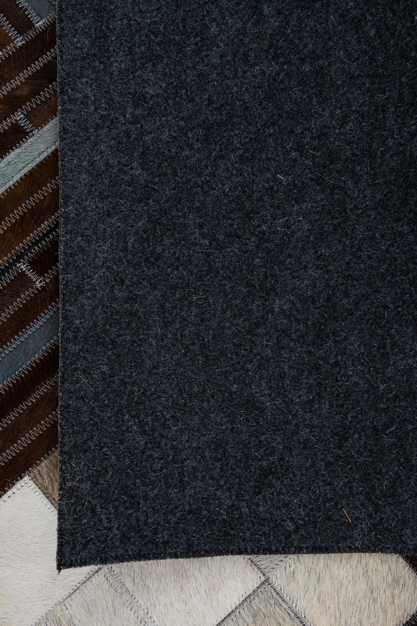 5' x 7' 10 Cowhide Leather Rug