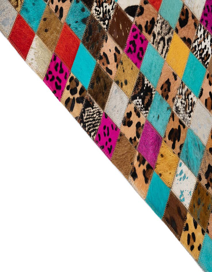 Detail image of 5' x 7' 10 Cowhide Leather Rug