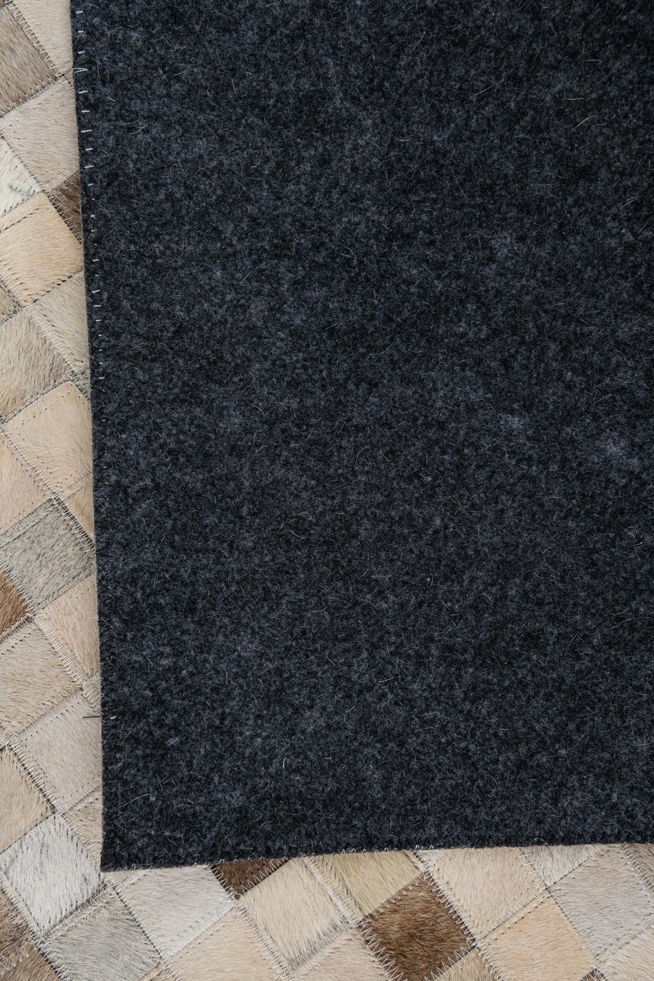 5' 1 x 8' Cowhide Leather Rug