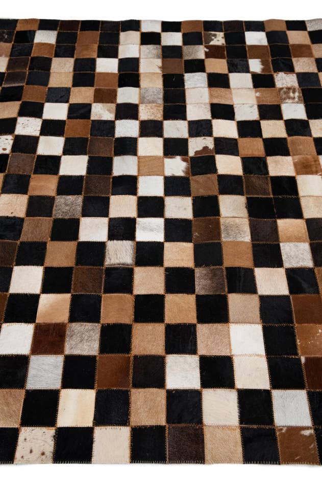 Detail image of 5' x 7' 10 Cowhide Leather Rug