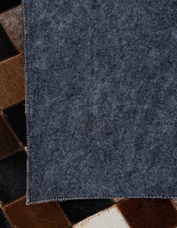 Detail image of 5' x 7' 10 Cowhide Leather Rug