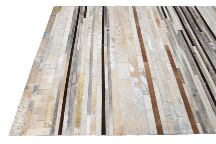 5' 1 x 7' 10 Cowhide Leather Rug