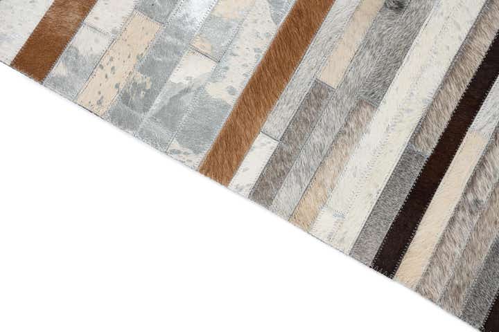 5' 1 x 7' 10 Cowhide Leather Rug