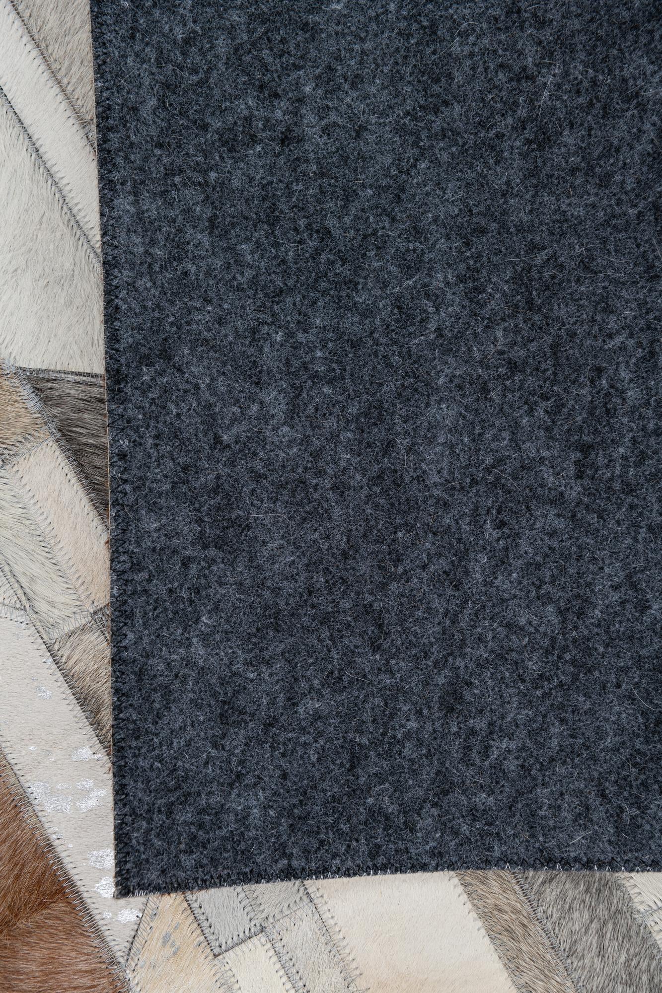 5' 1 x 8' Cowhide Leather Rug