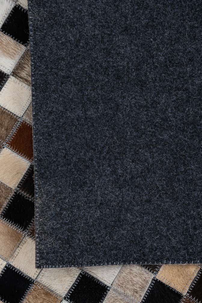 8' x 9' 10 Cowhide Leather Rug