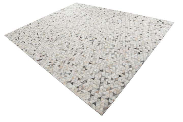 7' 10 x 10' Cowhide Leather Rug