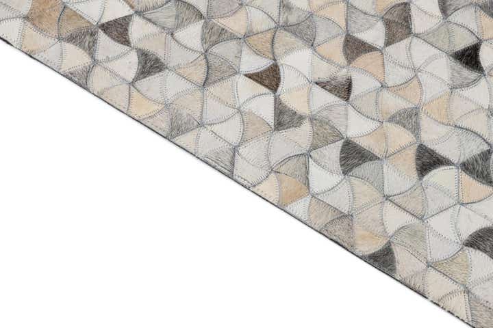 7' 10 x 9' 10 Cowhide Leather Rug