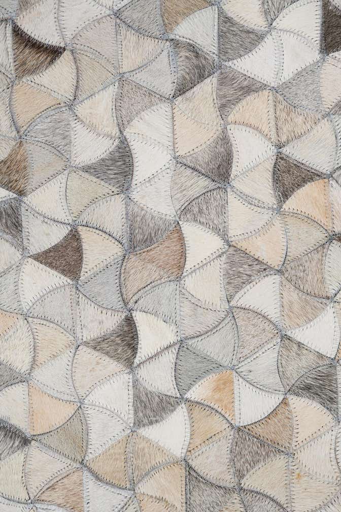 7' 10 x 9' 10 Cowhide Leather Rug