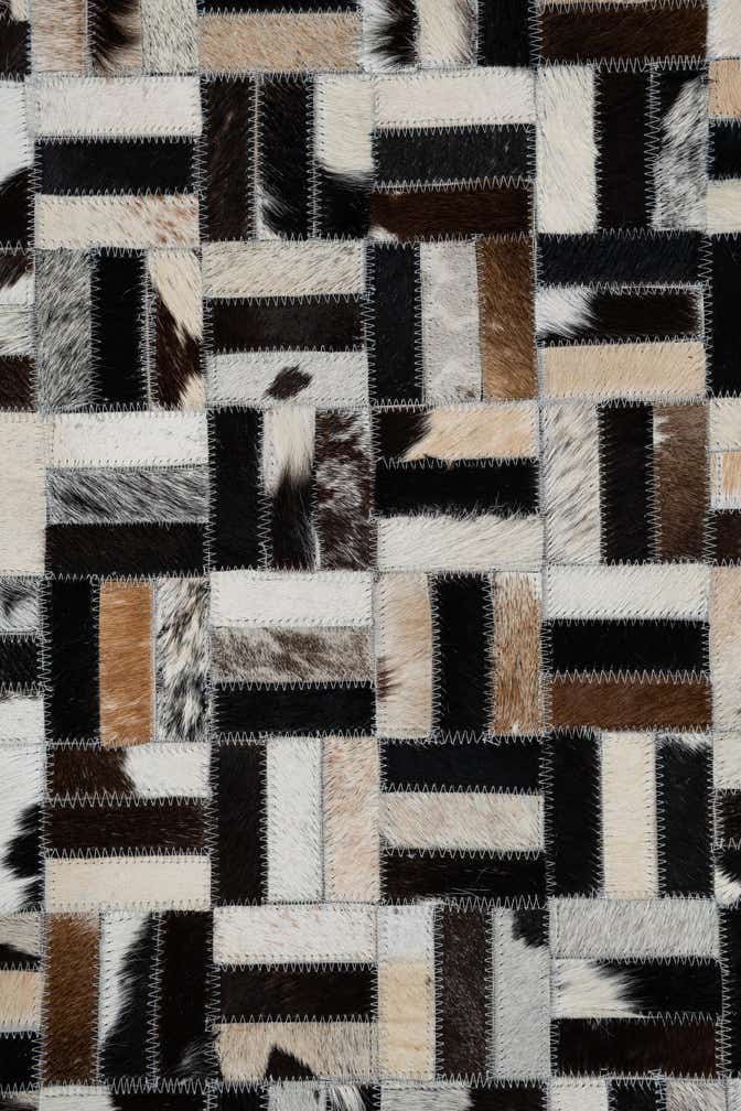 8' x 10' Cowhide Leather Rug