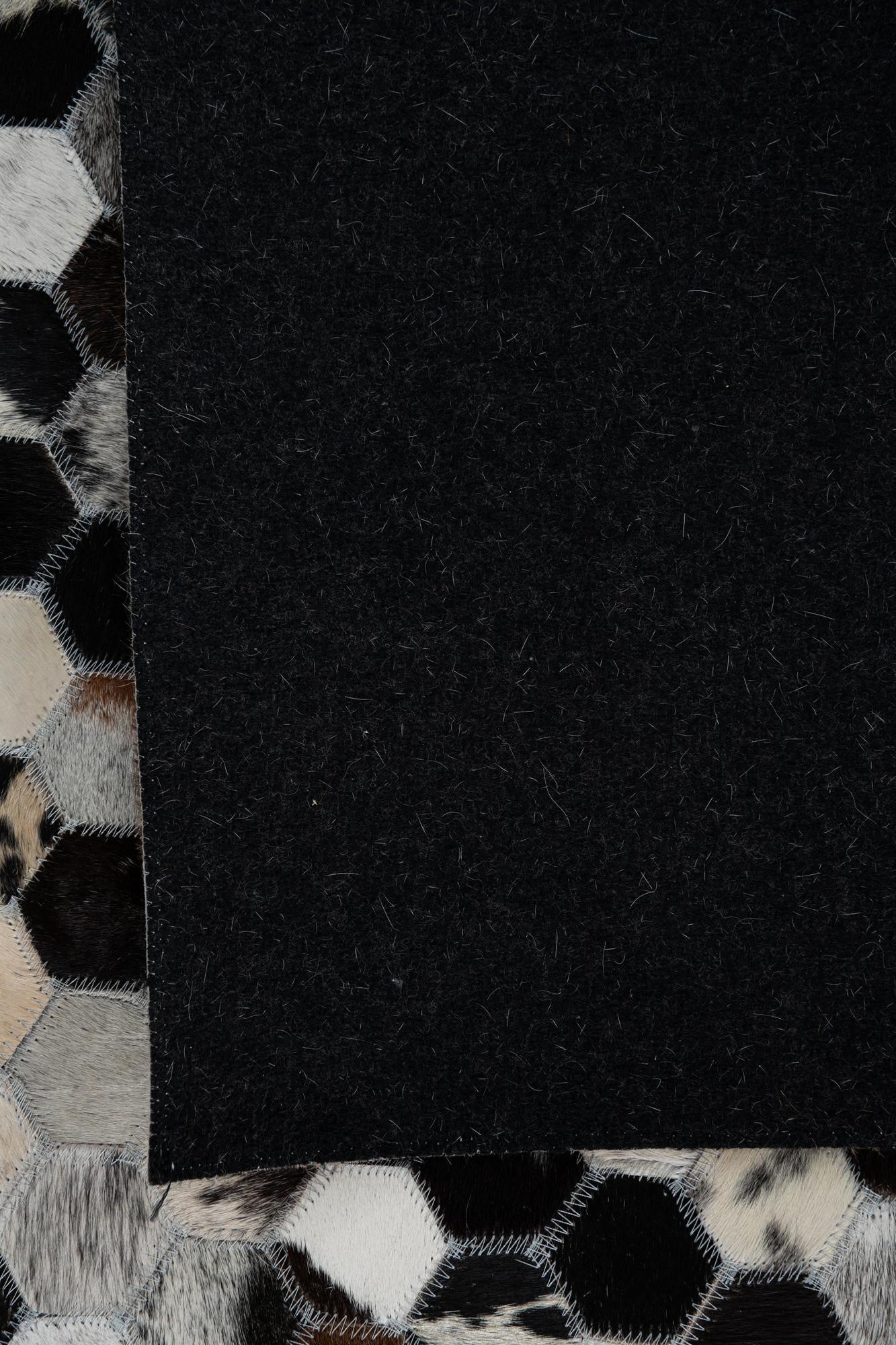 8' x 10' Cowhide Leather Rug