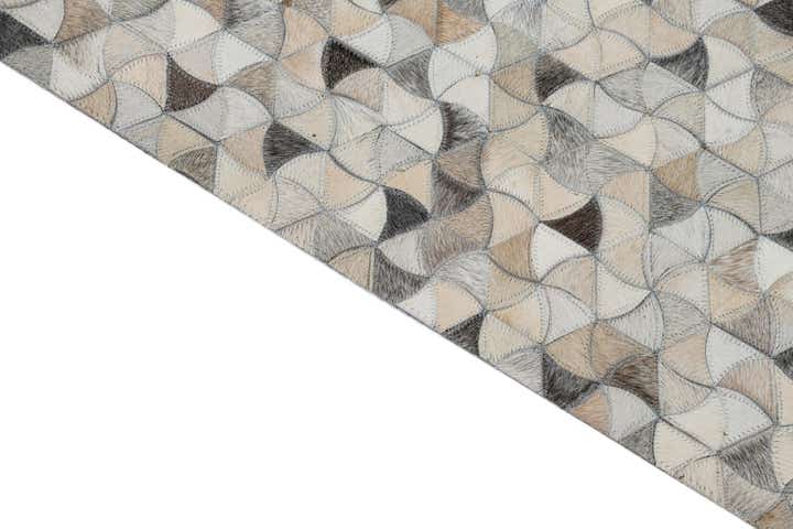 7' 10 x 10' Cowhide Leather Rug