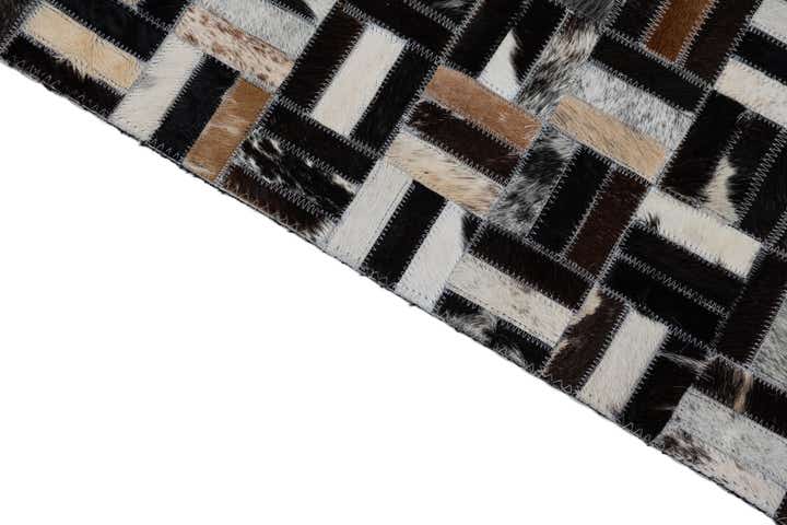 8' x 10' Cowhide Leather Rug