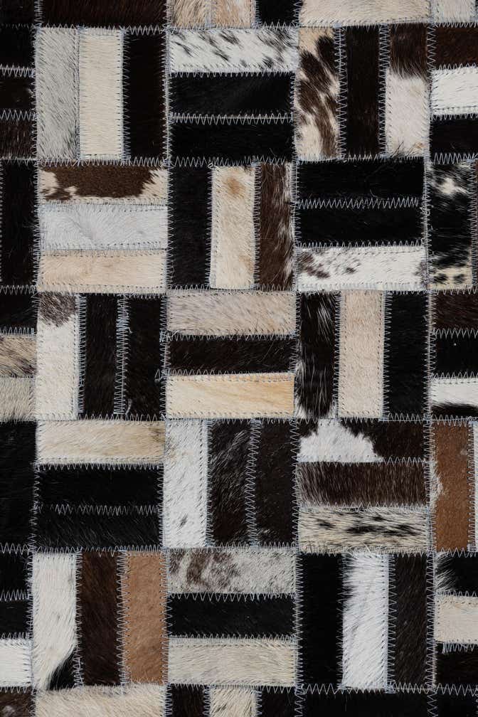 8' x 10' Cowhide Leather Rug
