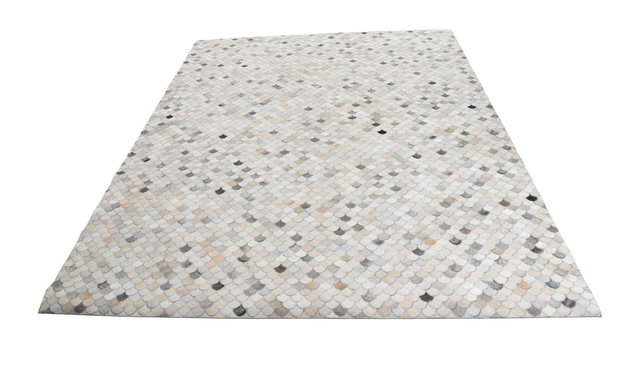 8' 2 x 10' Cowhide Leather Rug