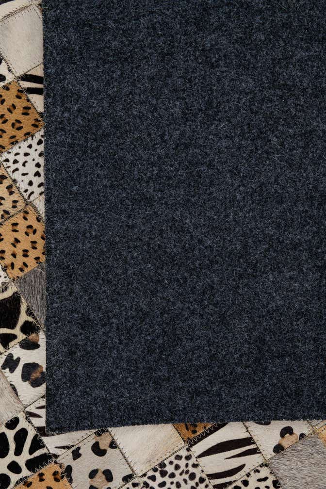 8' x 10' Cowhide Leather Rug