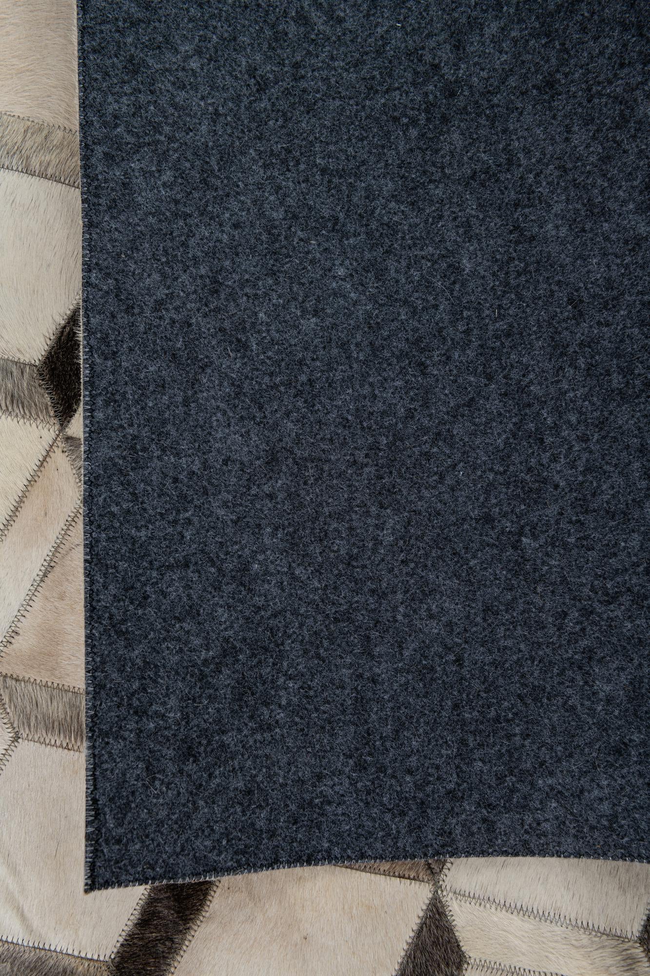 8' x 9' 10 Cowhide Leather Rug