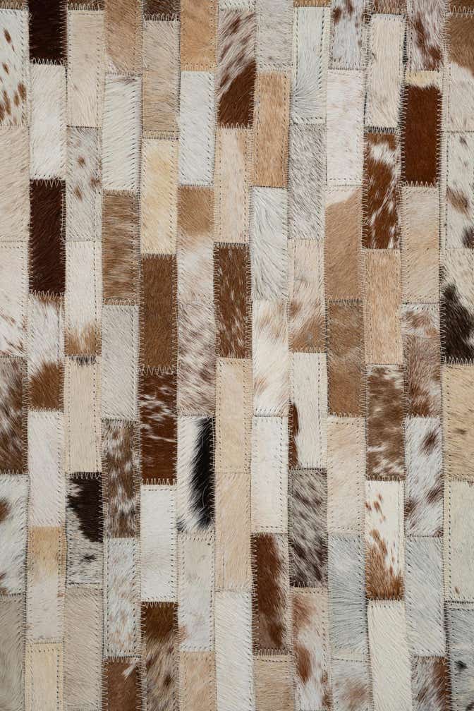 8' 1 x 10' Cowhide Leather Rug