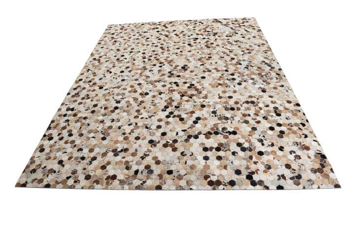 8' 1 x 10' Cowhide Leather Rug