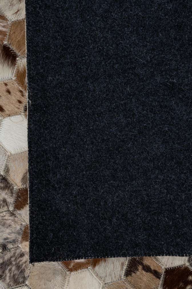 8' 1 x 10' Cowhide Leather Rug