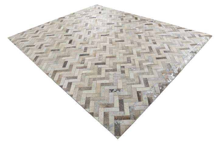 8' x 9' 10 Cowhide Leather Rug