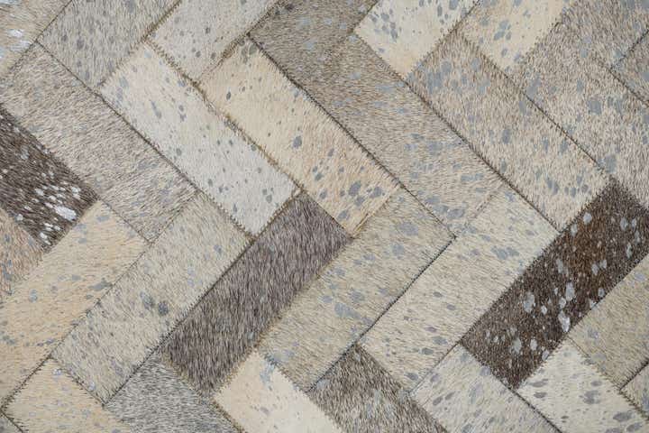 8' x 9' 10 Cowhide Leather Rug