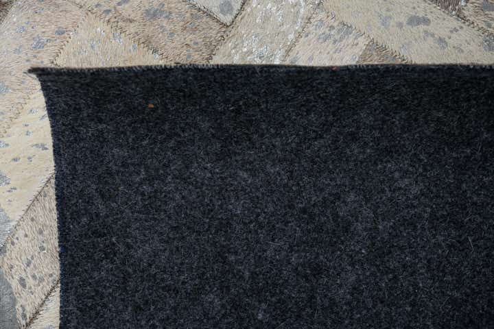 8' x 9' 10 Cowhide Leather Rug