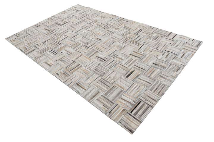 5' x 7' 9 Cowhide Leather Rug