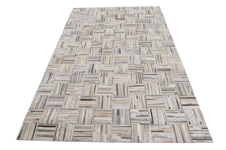 5' x 7' 9 Cowhide Leather Rug
