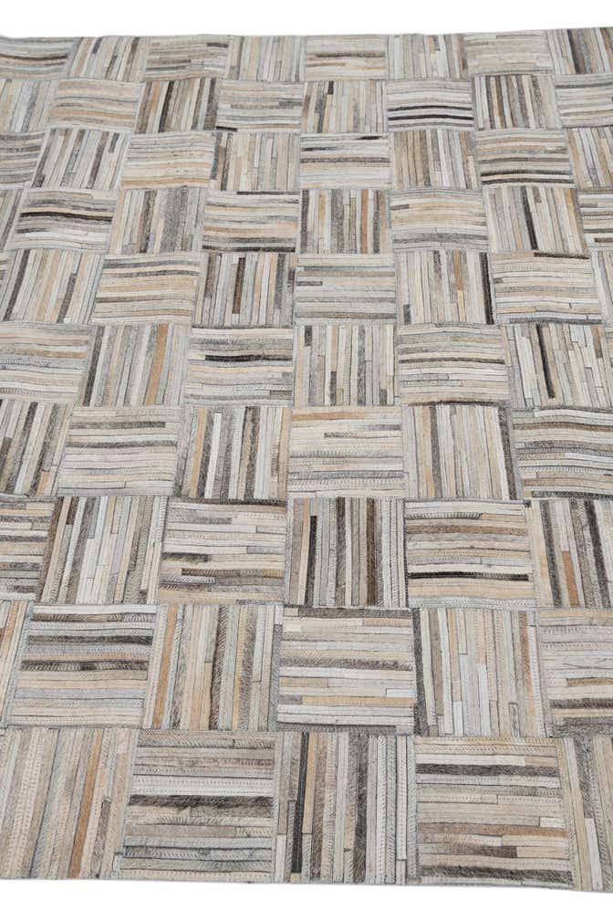 5' x 7' 9 Cowhide Leather Rug