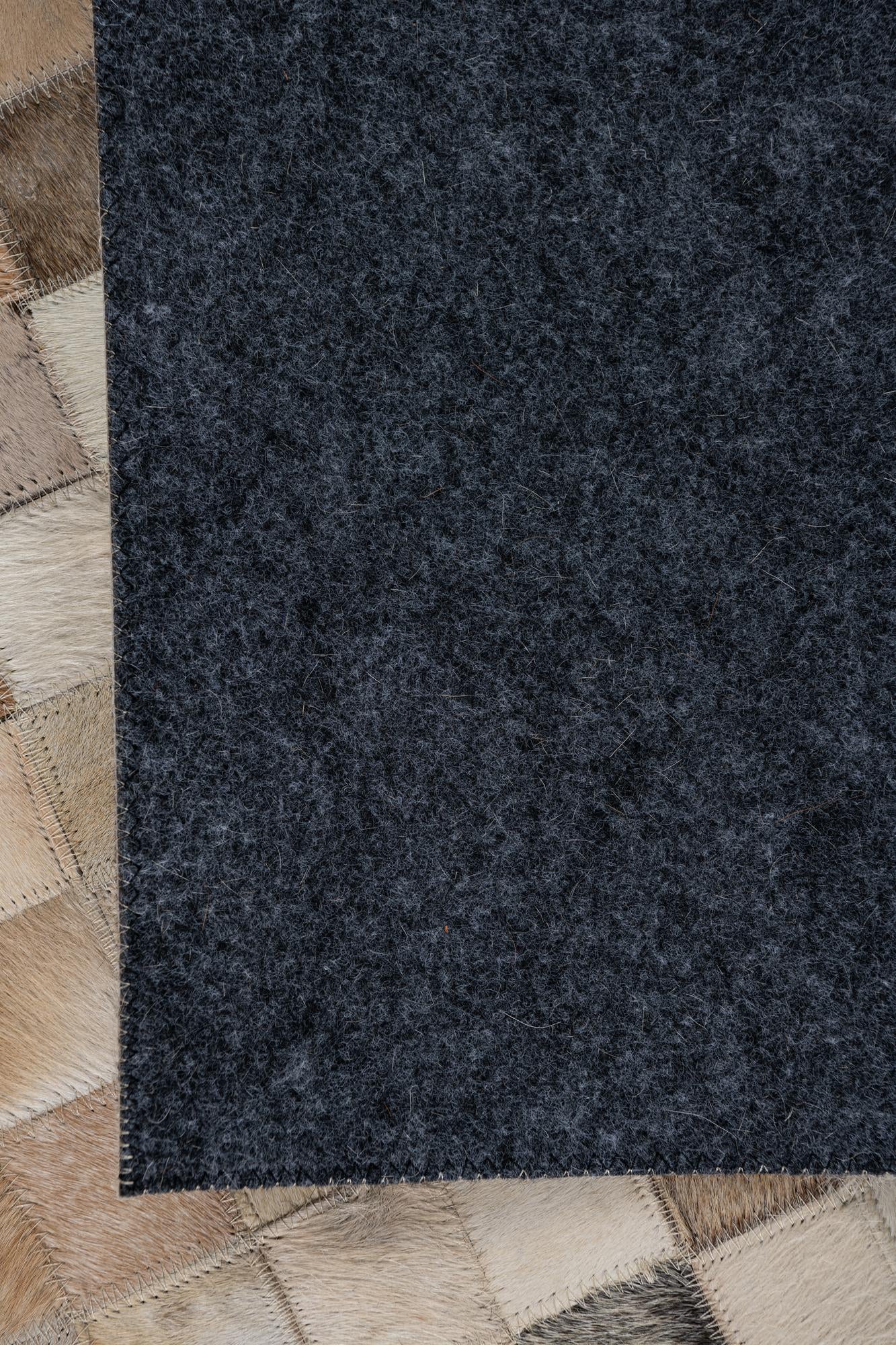 5' x 8' Cowhide Leather Rug