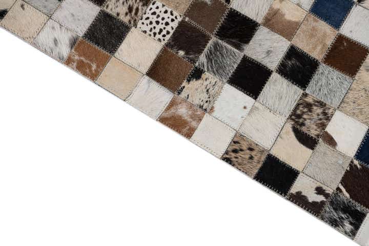 5' x 8' Cowhide Leather Rug