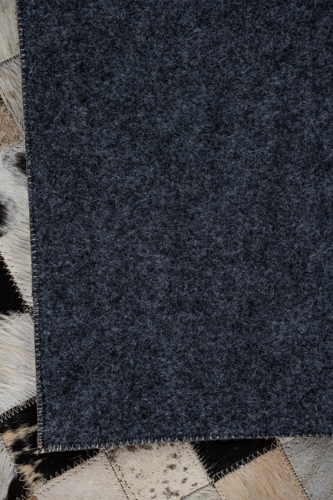 5' x 8' Cowhide Leather Rug