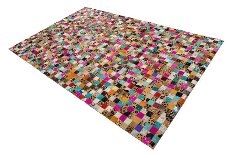 Detail image of 5' 1 x 7' 10 Cowhide Leather Rug