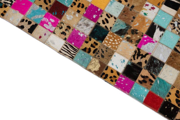 Detail image of 5' 1 x 7' 10 Cowhide Leather Rug