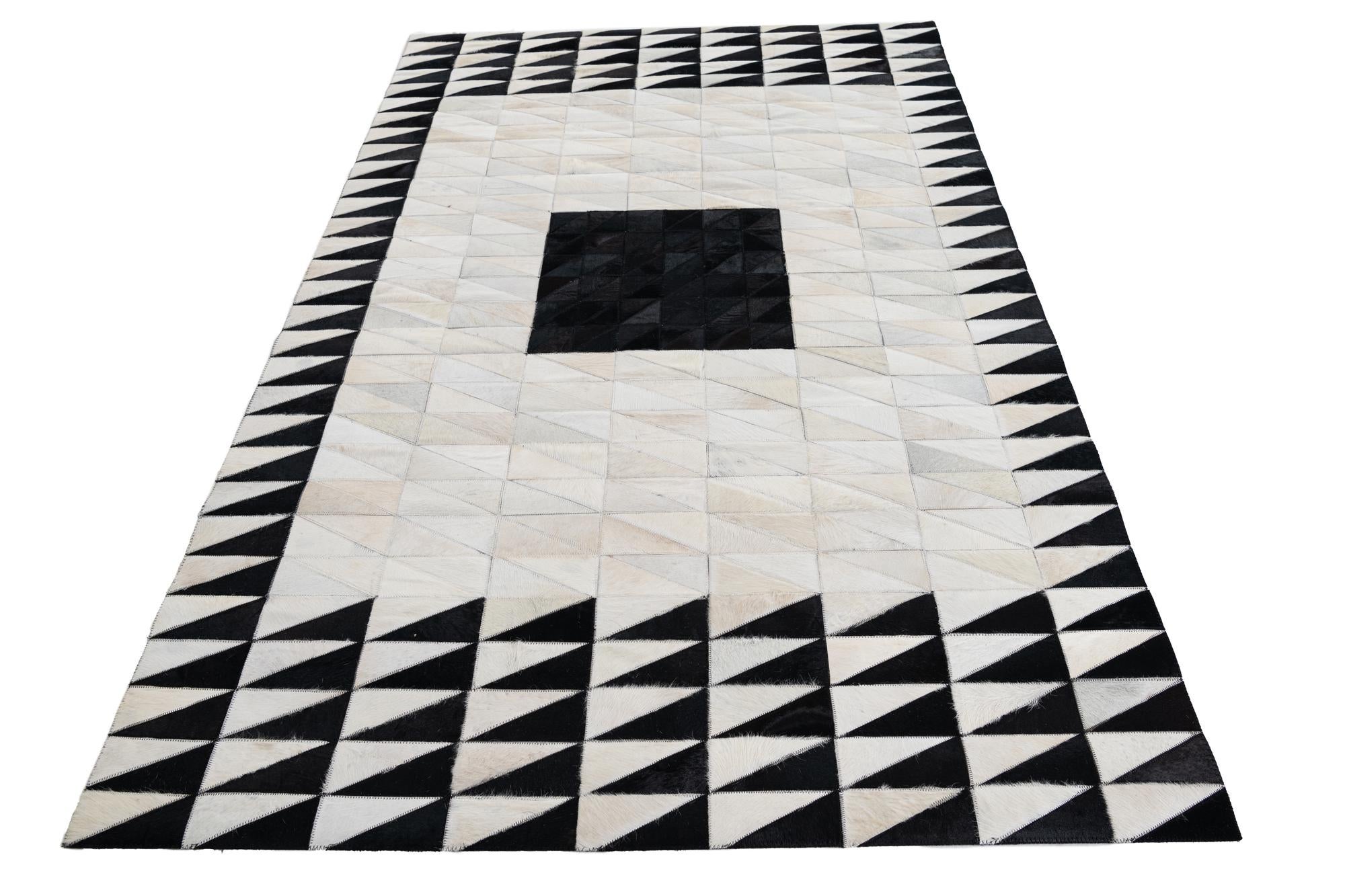 5' x 7' 10 Cowhide Leather Rug